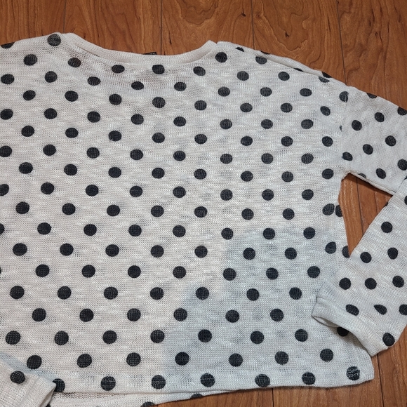 Forever21 polka dot crop sweater - Picture 4 of 5
